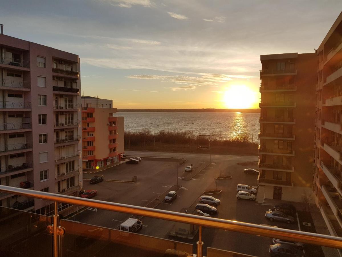 Summerland Beach&Sun Apartments ママイア エクステリア 写真